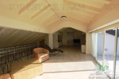 Villa en Venta en Budva, Montenegro - foto 11