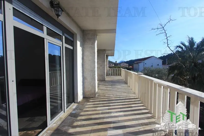 Villa en Venta en Budva, Montenegro - foto 20