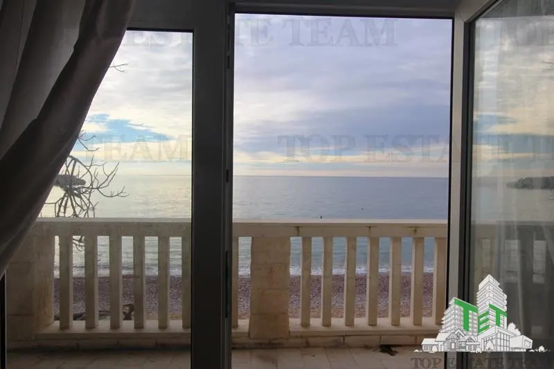 Appartement à Vendre à Budva, Monténégro - foto 3