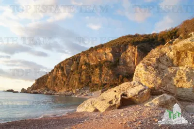 Building Land for Sale in Budva, Montenegro - foto 3