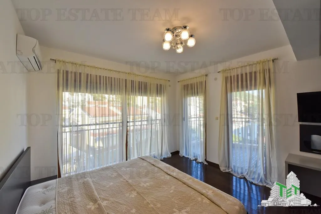 Apartment for Sale in Budva, Montenegro - foto 6