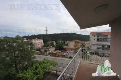 Villa en Venta en Bar, Montenegro - foto 13