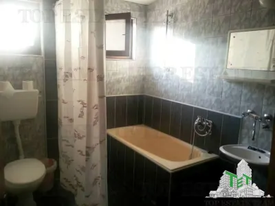 Villa en Venta en Bar, Montenegro - foto 4