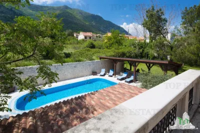 Villa for Sale in Kotor, Montenegro - foto 15