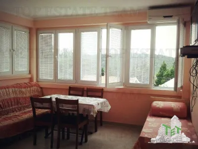 Villa en Venta en Bar, Montenegro - foto 3