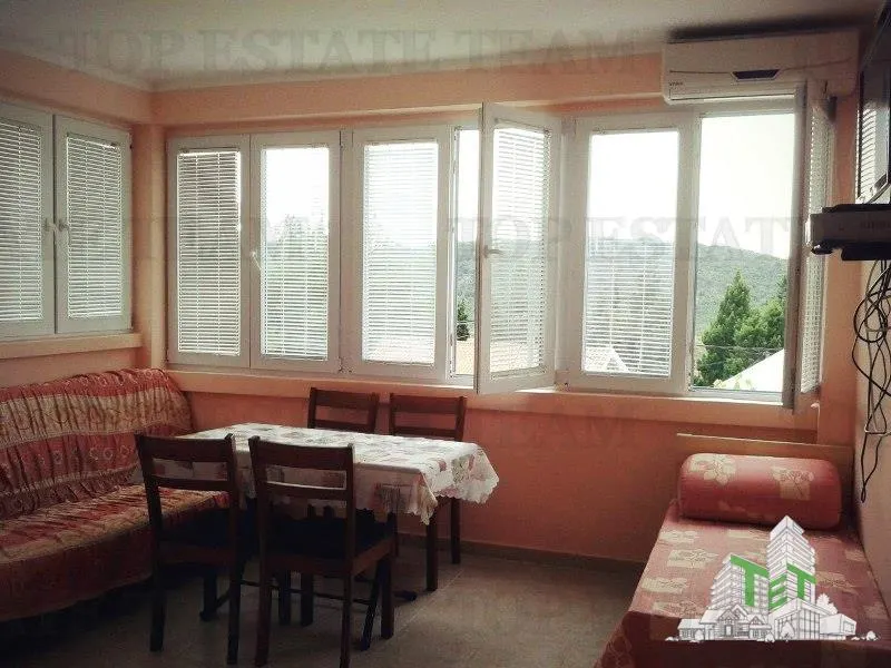 Villa en Venta en Bar, Montenegro - foto 3