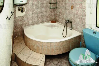 Villa en Venta en Bar, Montenegro - foto 7