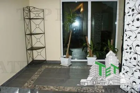 Villa for Sale in Herceg-Novi, Montenegro - foto 6