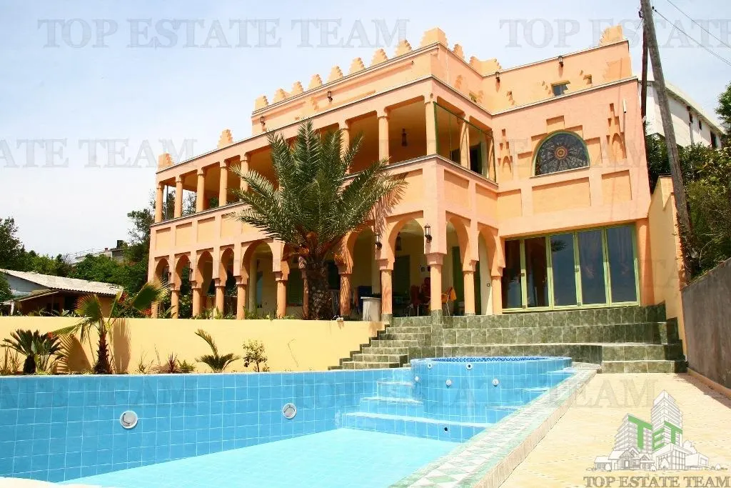 Villa for Sale in Bar, Montenegro - foto 2