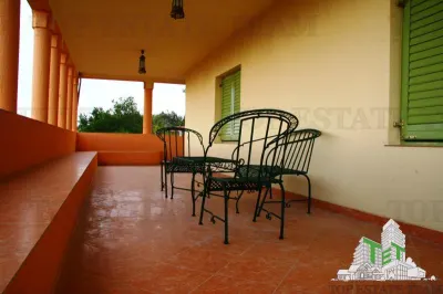 Villa for Sale in Bar, Montenegro - foto 4