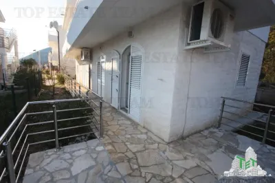 Apartamento en Venta en Herceg-Novi, Montenegro - foto 6