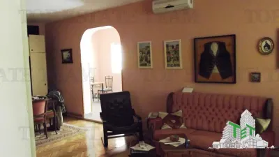 Villa en Venta en Budva, Montenegro - foto 2
