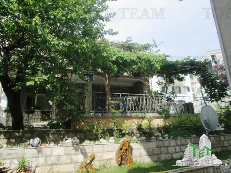 Villa en Venta en Budva, Montenegro - foto 13