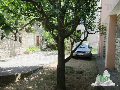 Villa en Venta en Budva, Montenegro - foto 10