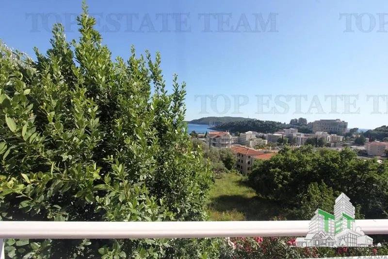 Villa en Venta en Budva, Montenegro - foto 4