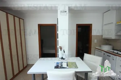 Villa en Venta en Budva, Montenegro - foto 9