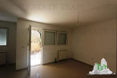 Villa en Venta en Herceg-Novi, Montenegro - foto 3