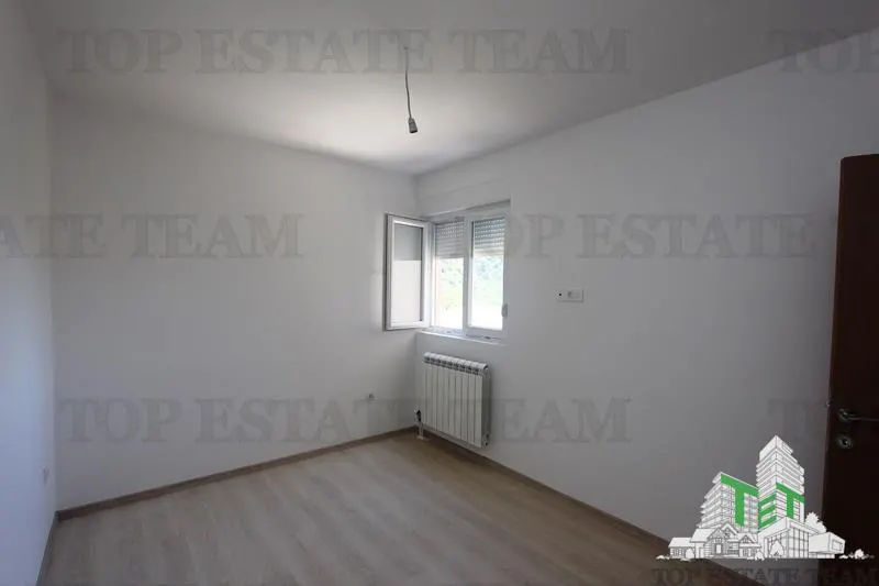 Villa en Venta en Herceg-Novi, Montenegro - foto 9