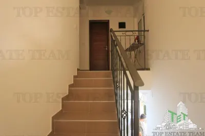 Villa en Venta en Tivat, Montenegro - foto 5