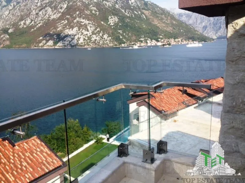 Apartment for Sale in Kotor, Montenegro - foto 15