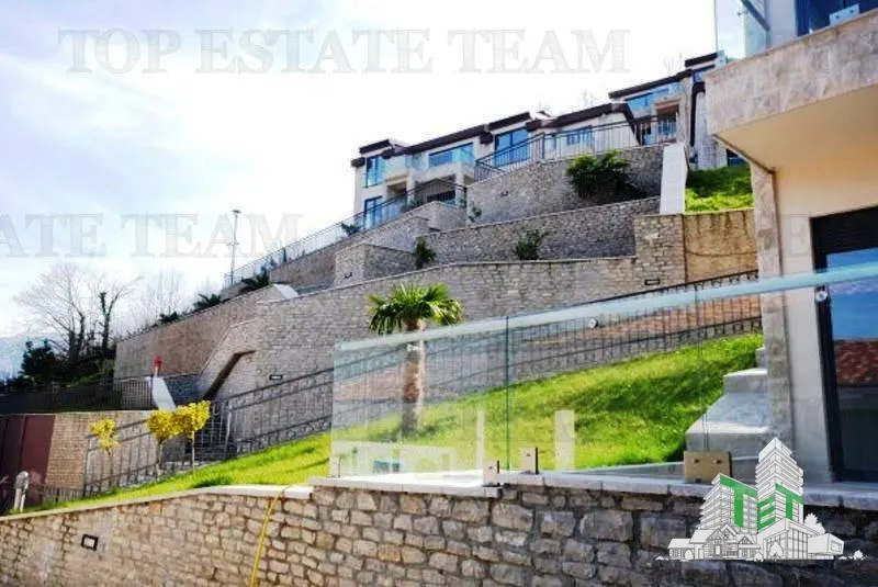 Apartment for Sale in Kotor, Montenegro - foto 18