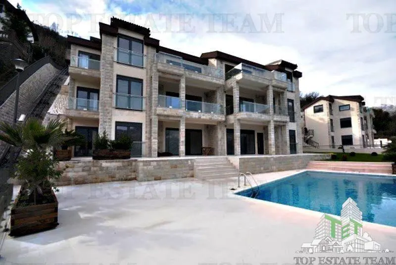 Apartment for Sale in Kotor, Montenegro - foto 22