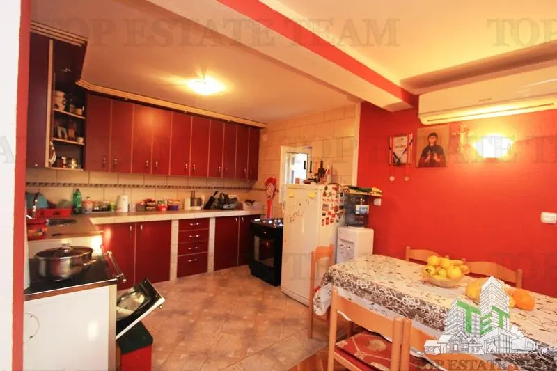 Villa en Venta en Bar, Montenegro - foto 6