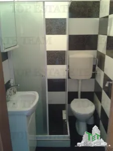 Villa en Venta en Bar, Montenegro - foto 5