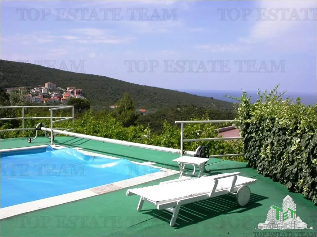 Villa for Sale in Herceg-Novi, Montenegro - foto 7