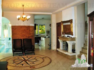 Apartamento en Venta en Budva, Montenegro - foto 4