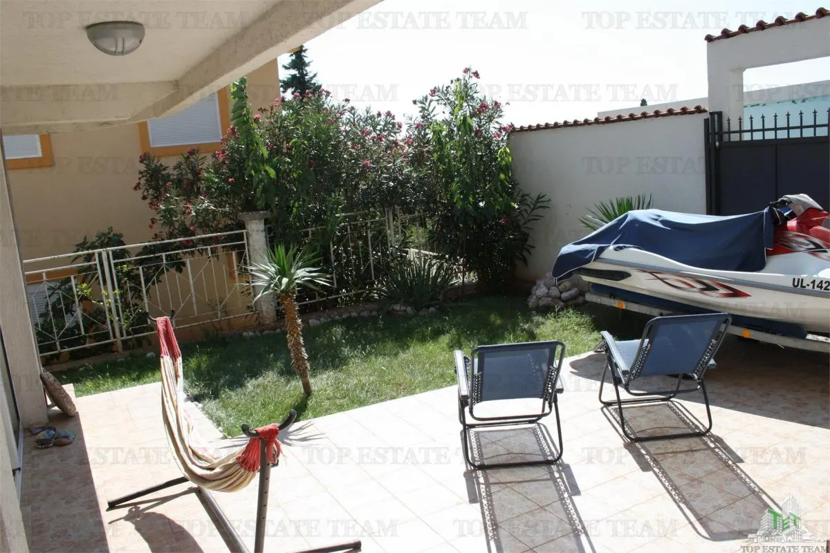 Villa en Venta en Bar, Montenegro - foto 15
