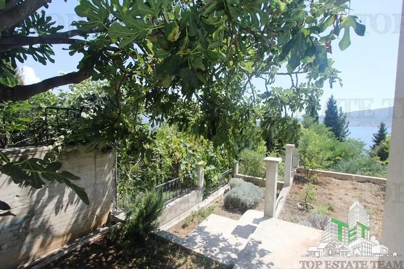 Villa for Sale in Herceg-Novi, Montenegro - foto 13
