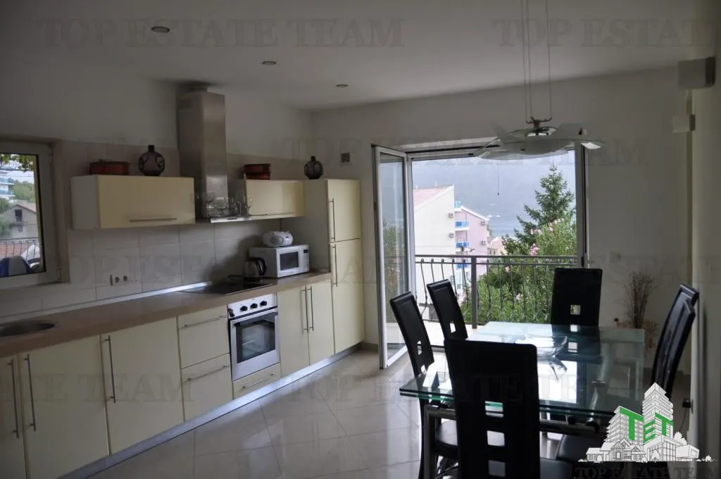 Villa à Vendre à Kotor, Monténégro - foto 13