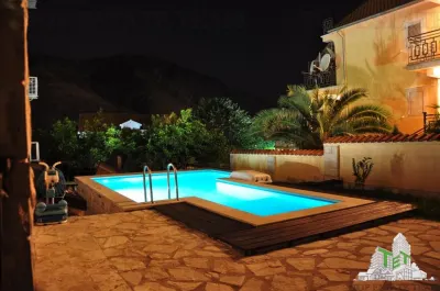 Villa à Vendre à Kotor, Monténégro - foto 5