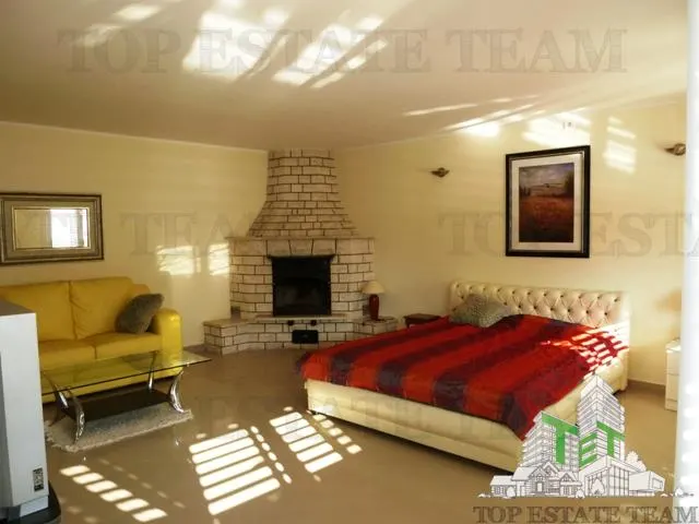 Villa à Vendre à Kotor, Monténégro - foto 7