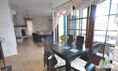 Villa en Venta en Kotor, Montenegro - foto 6