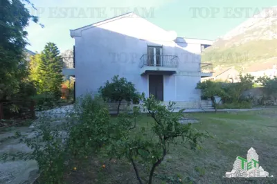 Villa en Venta en Kotor, Montenegro - foto 5