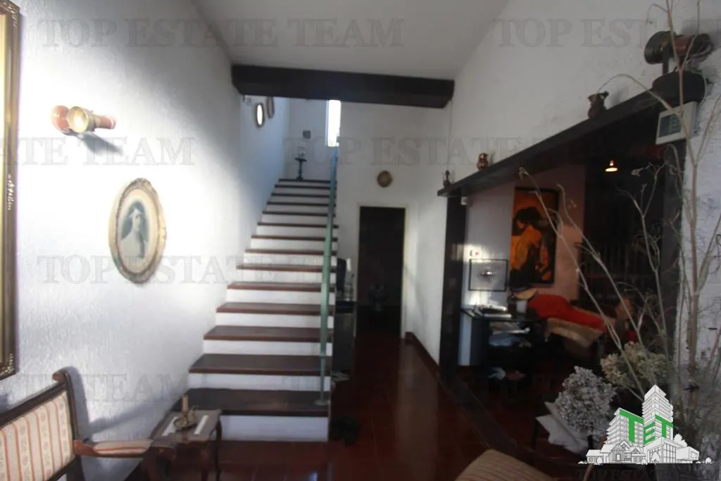 Villa en Venta en Kotor, Montenegro - foto 7