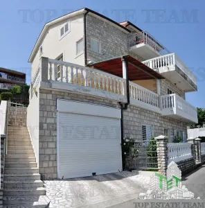 Villa for Sale in Herceg-Novi, Montenegro - Herceg Novi