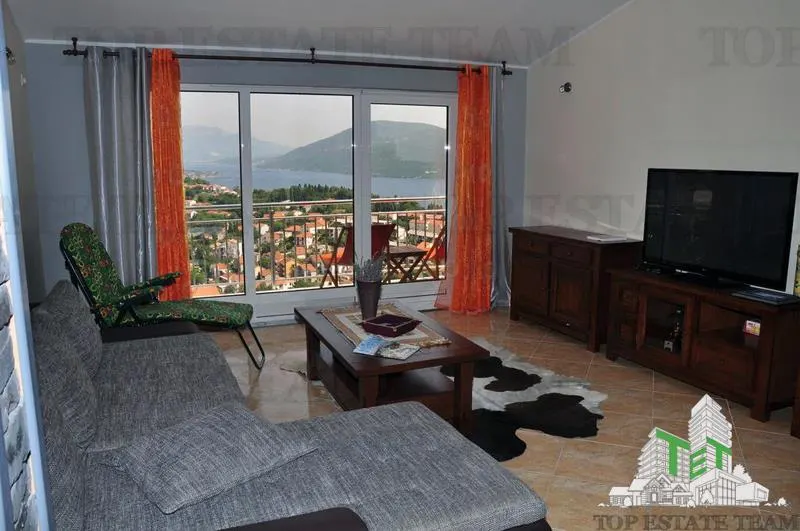 Villa for Sale in Herceg-Novi, Montenegro - foto 21