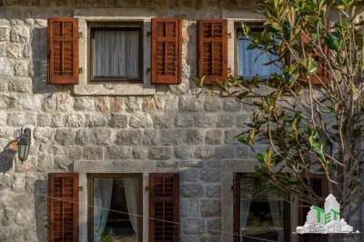 Villa for Sale in Kotor, Montenegro - foto 12