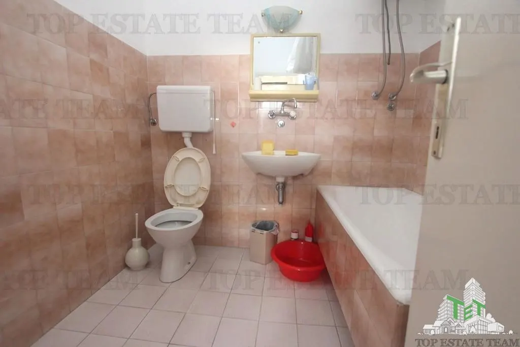 Villa for Sale in Herceg-Novi, Montenegro - foto 11