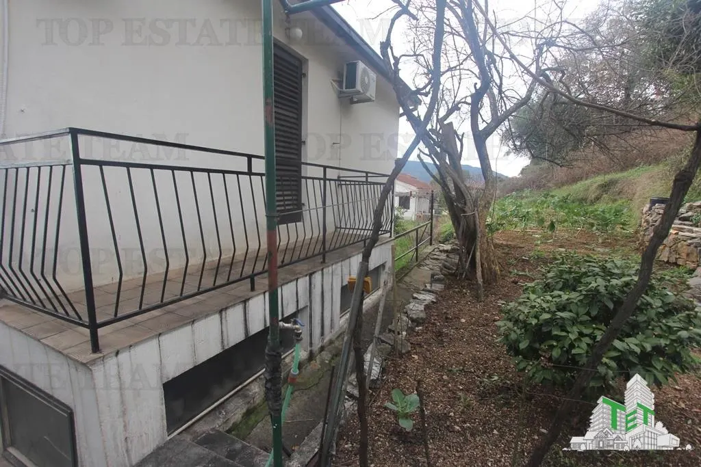Villa for Sale in Herceg-Novi, Montenegro - foto 3