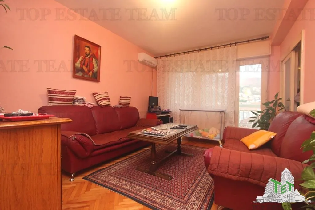 Apartment for Sale in Tivat, Montenegro - foto 1