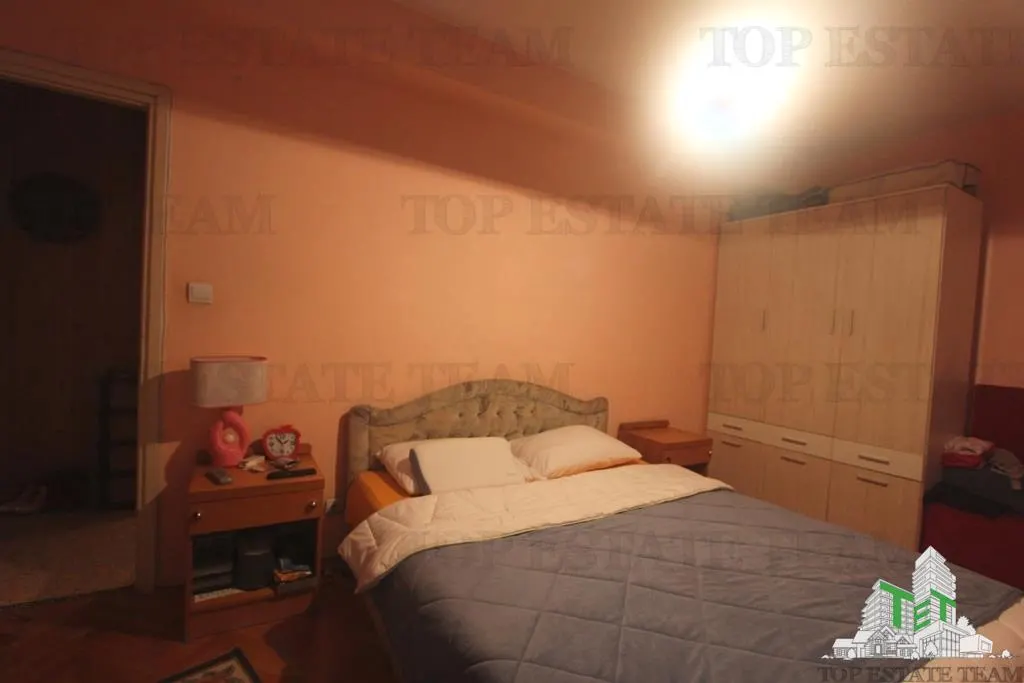 Apartment for Sale in Tivat, Montenegro - foto 5