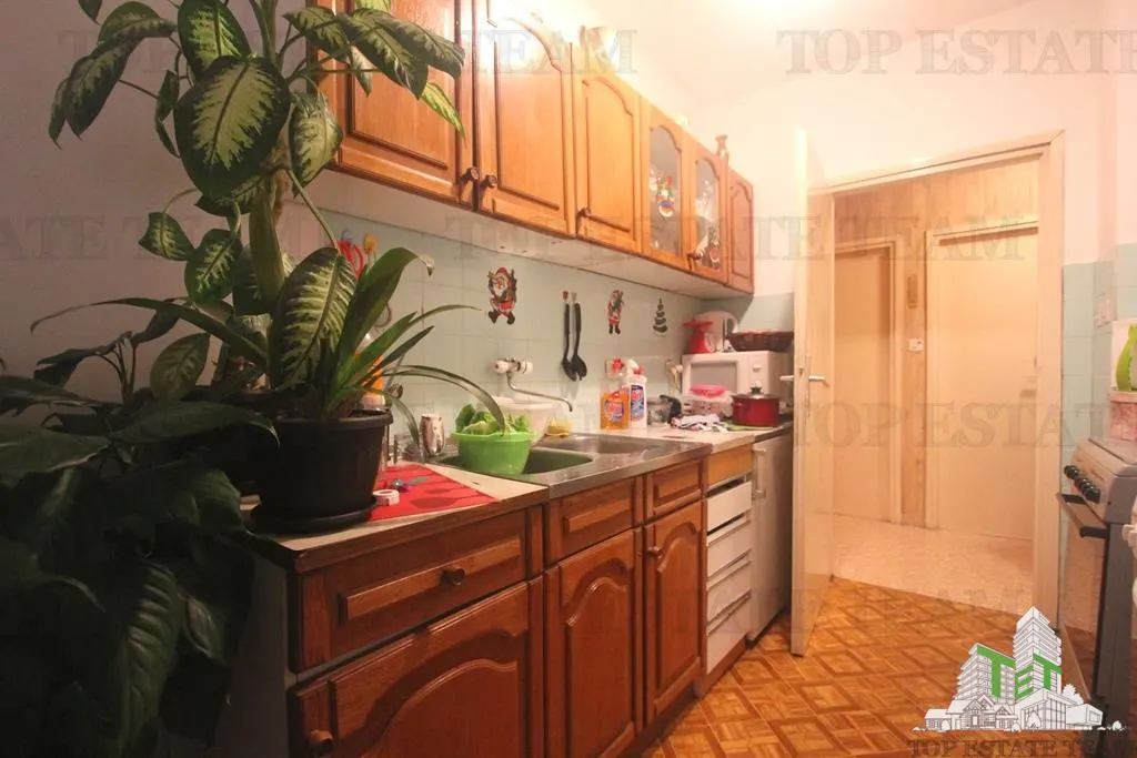 Apartment for Sale in Tivat, Montenegro - foto 9