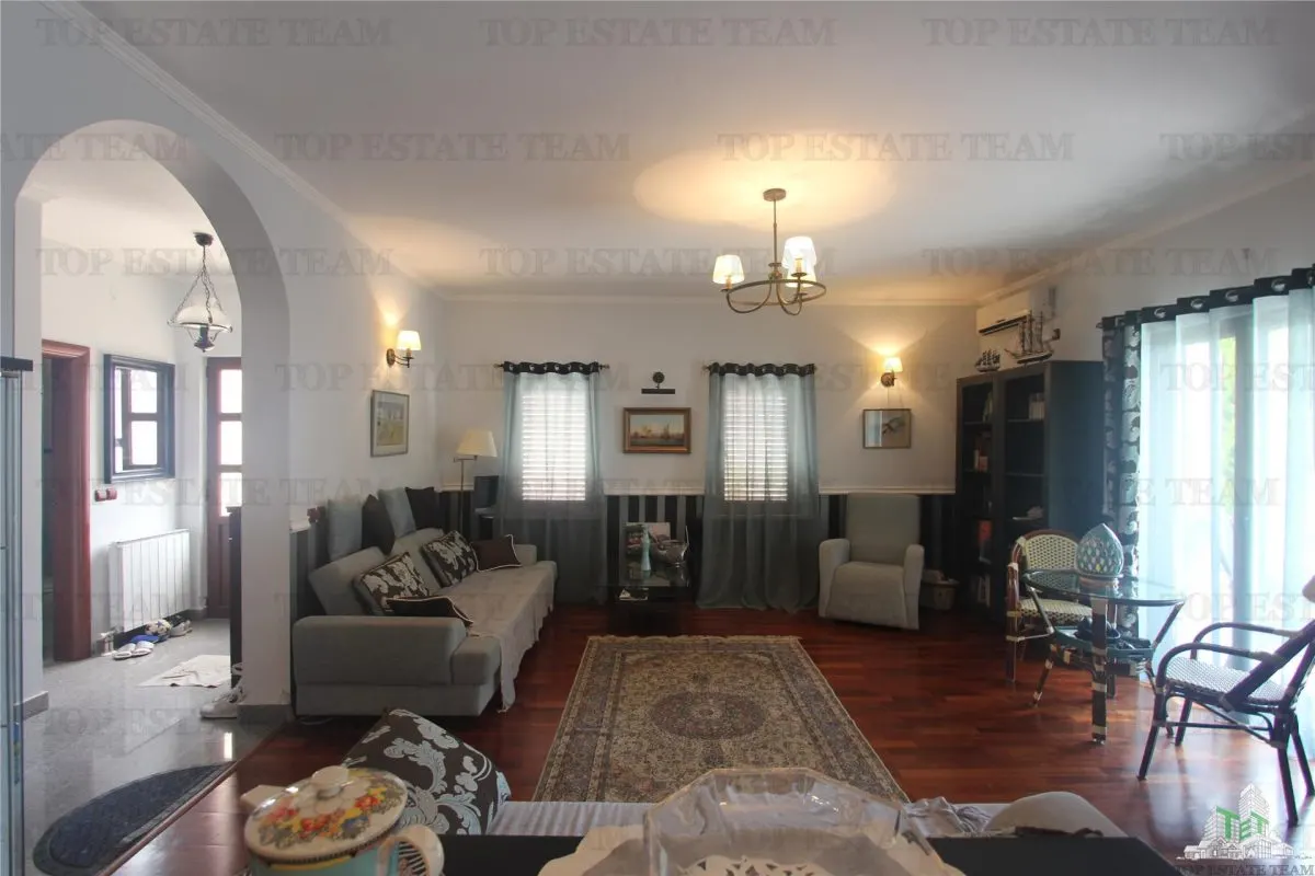Villa for Sale in Bar, Montenegro - foto 1
