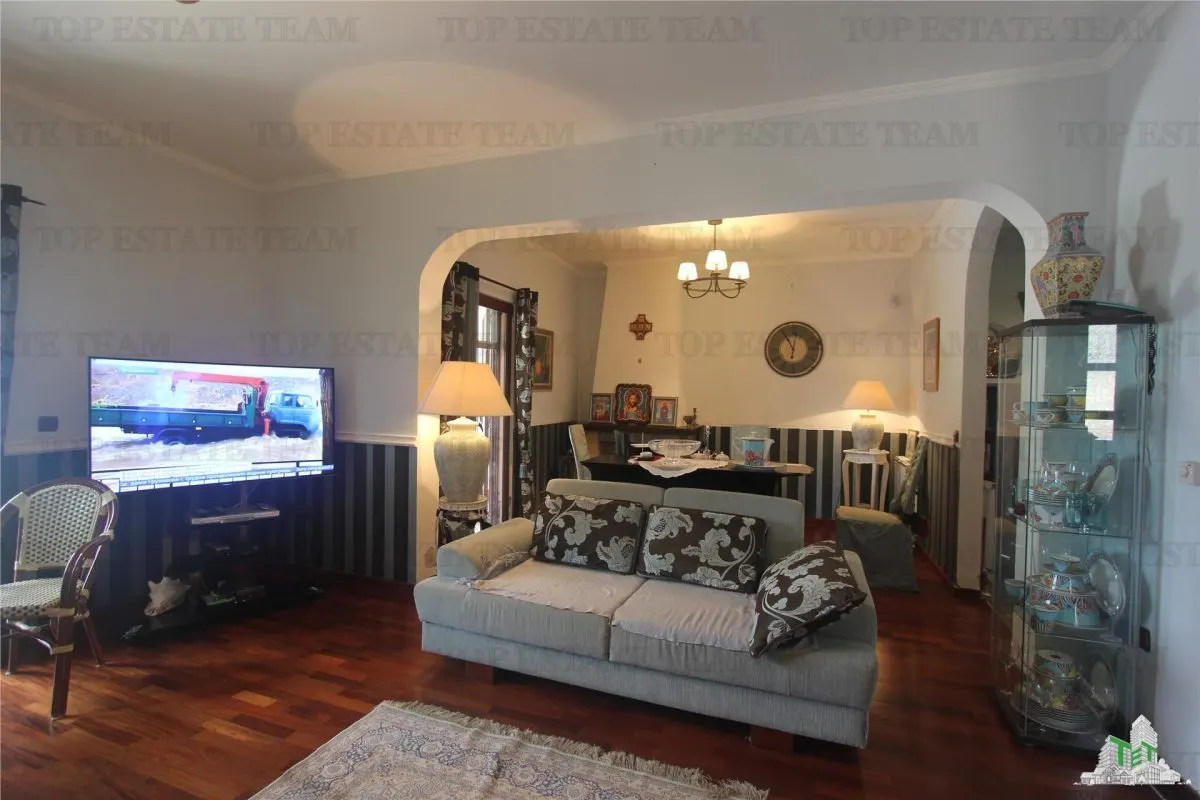 Villa for Sale in Bar, Montenegro - foto 5