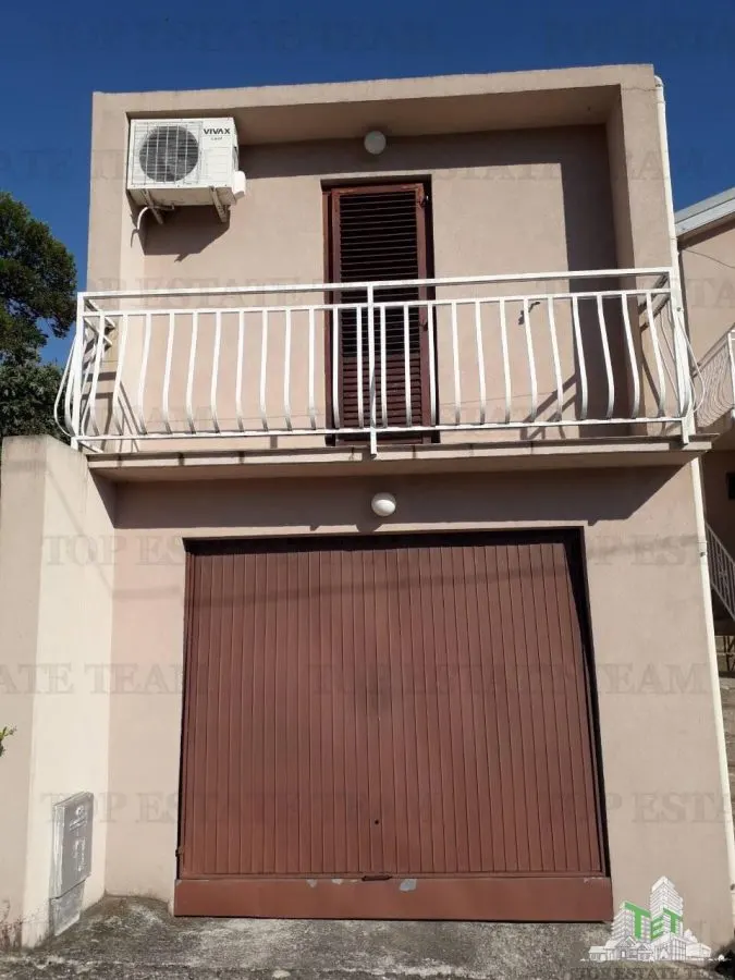 Villa for Sale in Herceg-Novi, Montenegro - foto 2