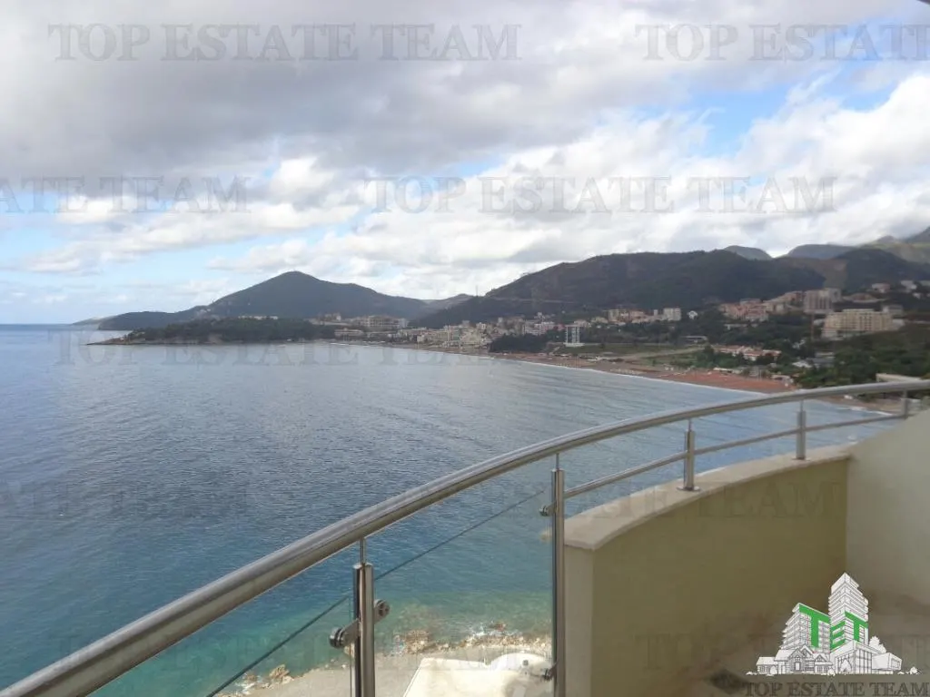 Apartamento en Venta en Budva, Montenegro - foto 1